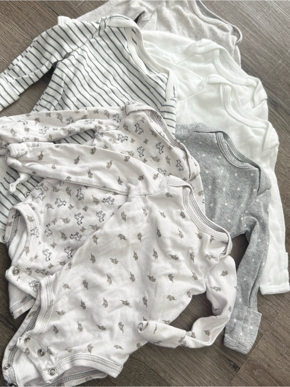 Neutral Baby Bodysuit Set - Gray & White